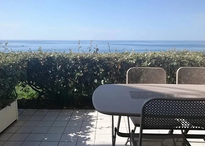 : 2 Pièces En Bord De Avec Terrasse - Fr-1-843-38 Appartement Le Croisic